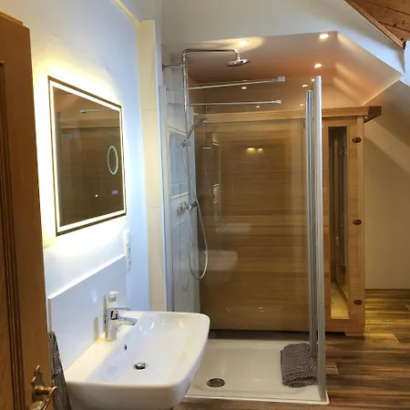 Gut Strackholt Seemannsgarn Apartment *