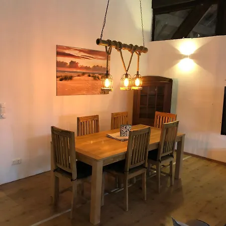 Gut Strackholt Seemannsgarn Apartment Grossefehn