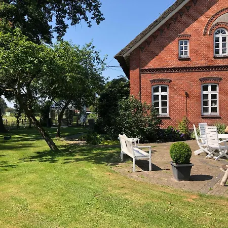 Gut Strackholt Seemannsgarn Apartment *