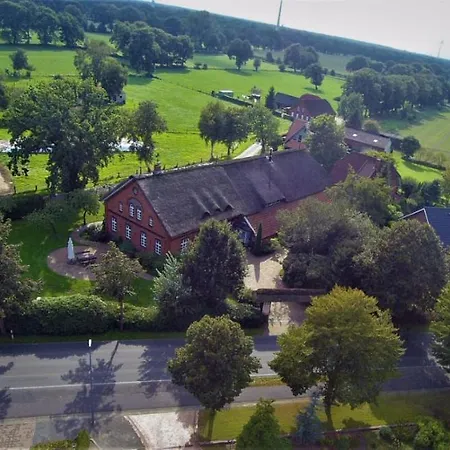 Gut Strackholt Seemannsgarn Apartment Grossefehn